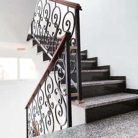 Cafe La Morena Couette-café 3*