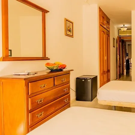 Cafe La Morena Bed and breakfast *